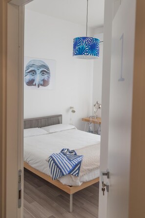 Schreibtisch, schallisolierte Zimmer, kostenloses WLAN, Bettwäsche