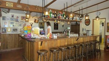 Bar (in der Unterkunft)