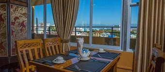 Golden Gum Kino Hotel Nyaung Shwe