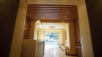 Nội thất lối vào