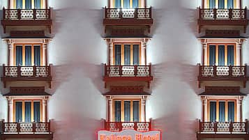 Mặt tiền nơi lưu trú
