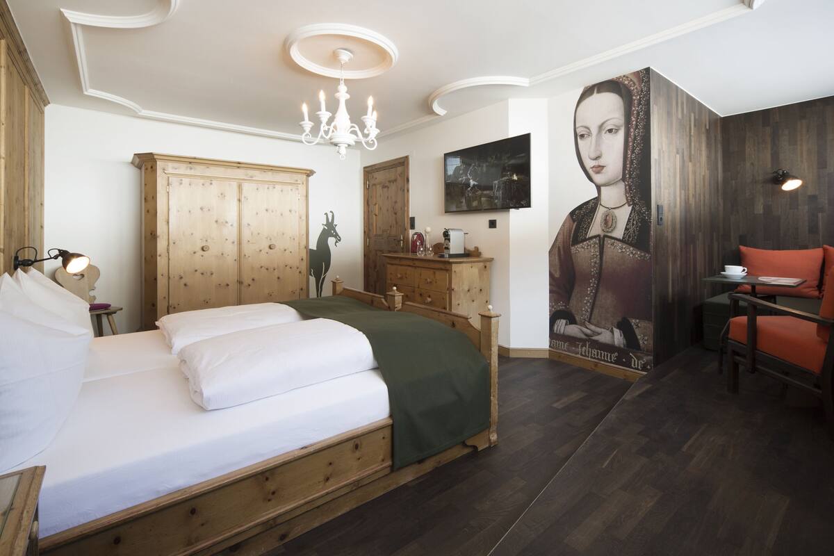 Deluxe Double Room (Grafenzimmer Jagdschloss)
