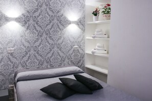 아파트, 침실 2개 | 2 개의 침실, 책상, 암막 커튼, 다리미/다리미판