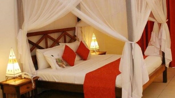Standard Double Room, 1 Double Bed, Non Smoking | Desk, iron/ironing board (on request), WiFi (free), bed sheets - UNIVERSAL PALACE HOTEL (Mombasa)