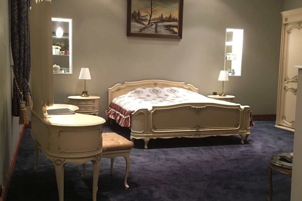 Suite Deluxe, 2 habitaciones, vistas al jardín | Cortinas opacas, sistema de insonorización, wifi gratis