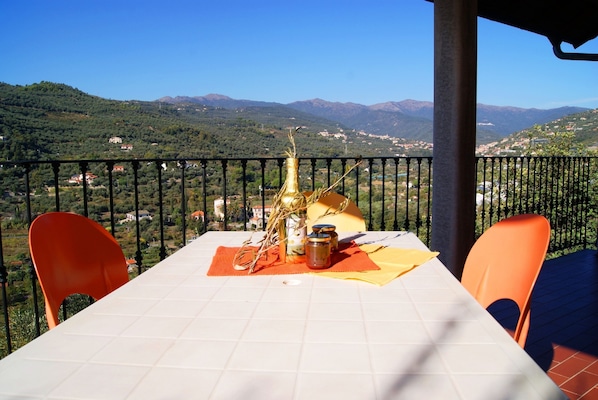 Deluxe-Apartment, 3 Schlafzimmer, eigener Pool | Balkon