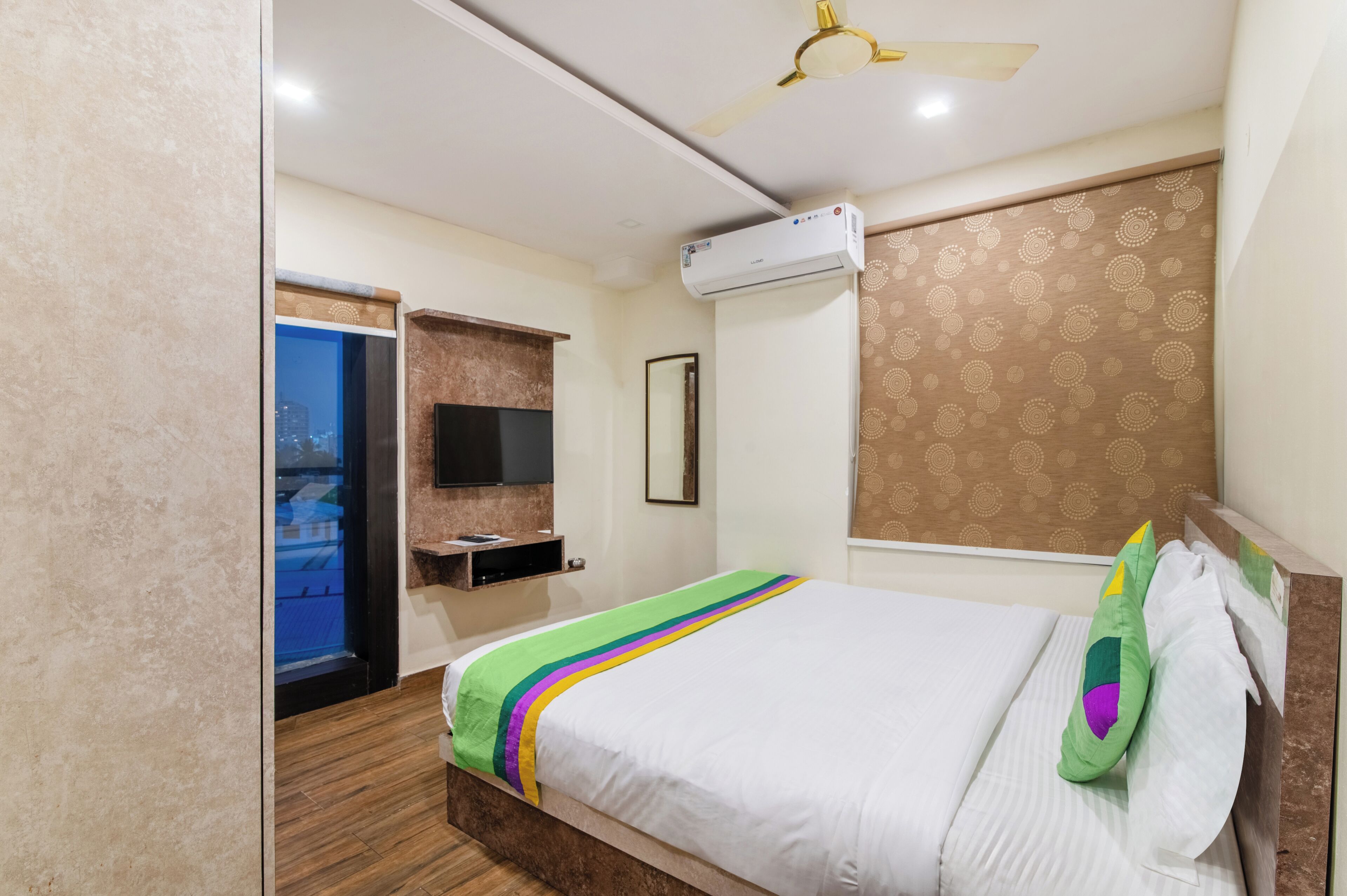 Foto - Treebo Address Inn, Banjara Hills