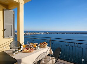 Apartment, 2 Bedrooms, Terrace, Sea View | Terrace/patio - Aria di Mare (Imperia)