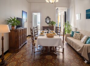 Apartment, 2 Bedrooms, Terrace, Sea View | Living area - Aria di Mare (Imperia)