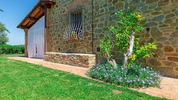 Fachada da propriedade