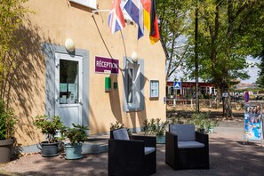 Reception - Camping de l'Île (Bannay)