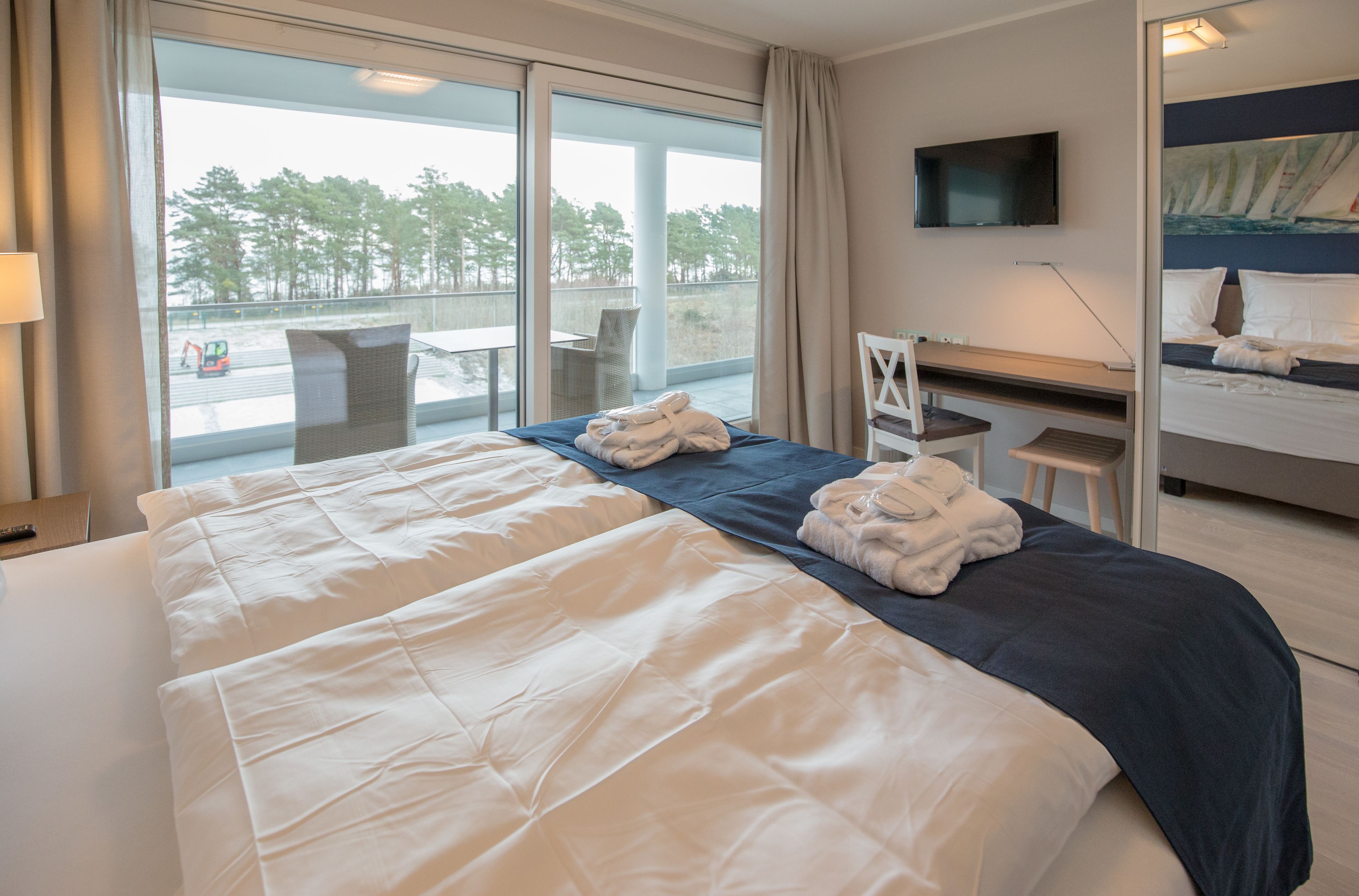 Apartment, 3 Bedrooms | In-room safe, desk, laptop workspace, free cribs/infant beds