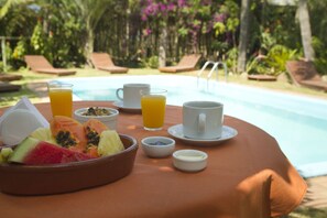 Petit déjeuner buffet compris tous les jours