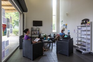 Zona de estar del vestíbulo