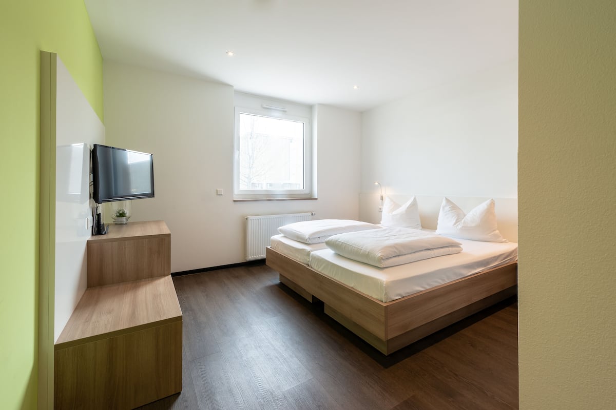 Double Room | Desk, laptop workspace, blackout drapes, soundproofing