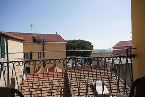 View from room - Casa Vassallo (Imperia)