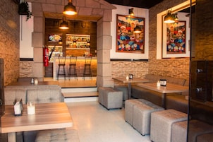 Bar (en la propiedad)