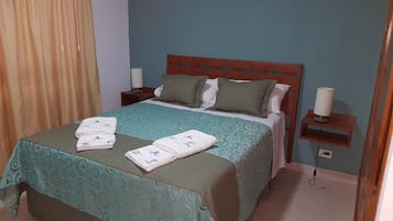 Standard Apartment, 2 Bedrooms (5 persons) | Wi-fi percuma, cadar katil