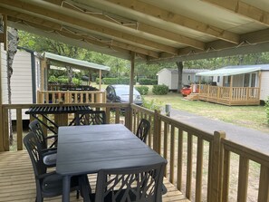 Mobil-home Premium | 露台/庭院