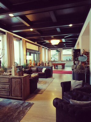 Reception - Hotel Castel Latemar (Nova Levante)