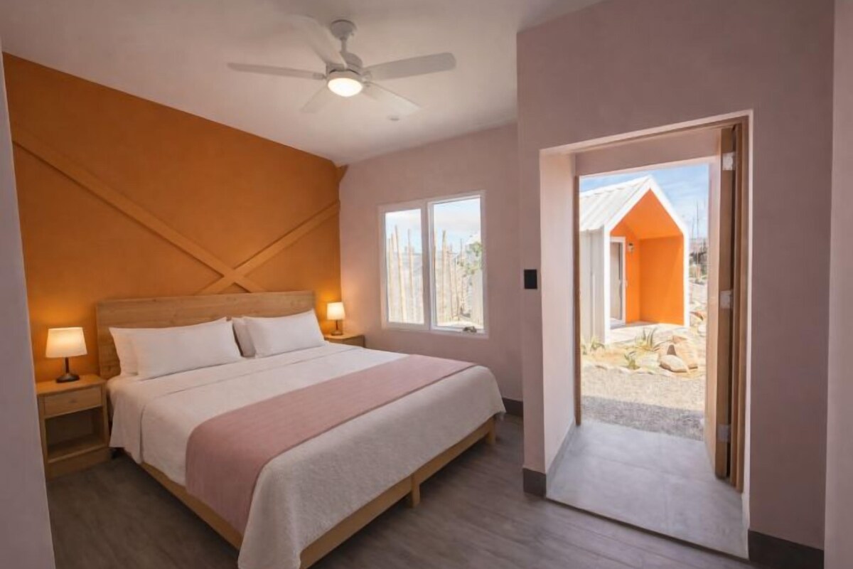 Chambre Standard double, 1 grand lit | Accès au Wi-Fi (inclus), literie fournie