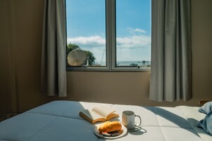 Wifi gratis y ropa de cama 