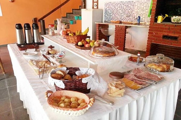 Free daily buffet breakfast