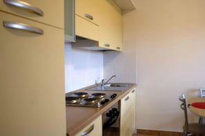 Full-size fridge, oven, stovetop, dishwasher - RTA Martin Pescatore (Grosseto)