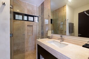 Condo, 2 Bedrooms, Non Smoking | Bathroom | Shower, towels - Mamitas Village by CocoBR (Playa del Carmen)