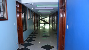 Hallway - Kilimanjaro inn (Kampala)