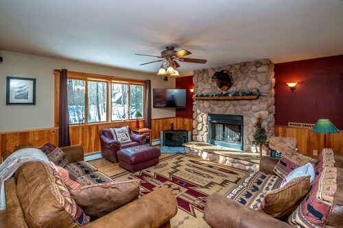 Story Land, Living Shores, 3.8 miles.
