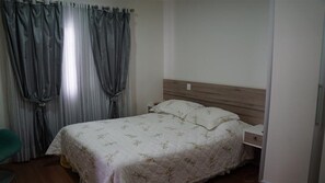 3 Schlafzimmer, Bügeleisen/Bügelbrett, WLAN