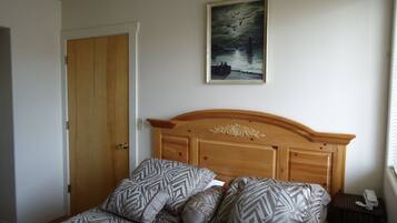 1 chambre, bureau, fer et planche à repasser, Wi-Fi gratuit