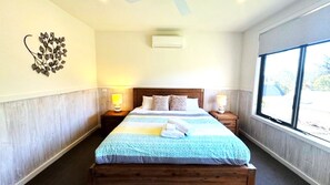 3 bedrooms, iron/ironing board, WiFi