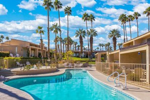 Outdoor pool, a heated pool - Desirable Ironwood Country Club (Palm Desert)