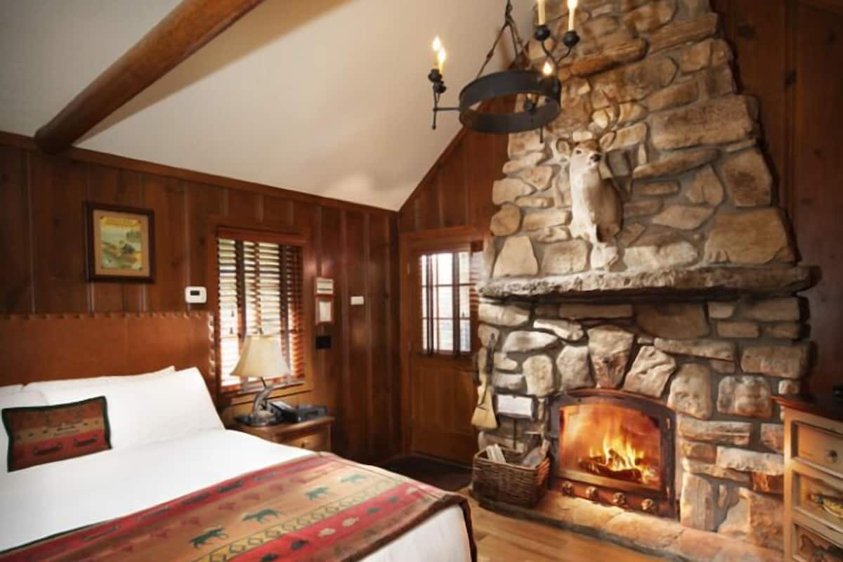 1 bedroom, premium bedding, down duvets, pillow-top beds