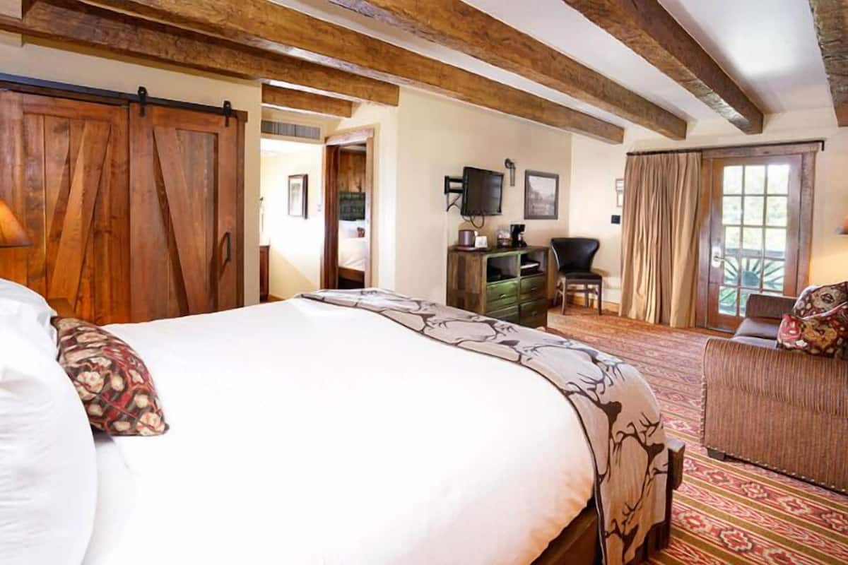 1 bedroom, premium bedding, down duvets, pillow-top beds