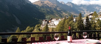 Large and welcoming attic in Valtournenche