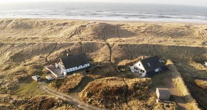 Maison, cadre de luxe au milieu des dunes, Ă 75 m des vagues de la mer du Nord
