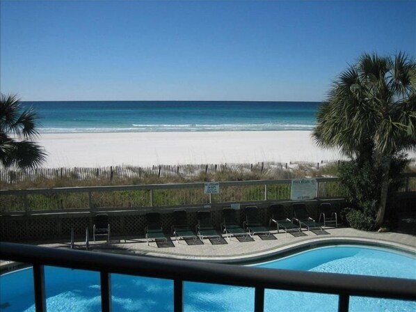 Piscine extérieure, piscine chauffée