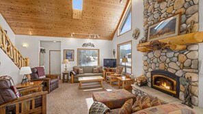 TV connectée, cheminée