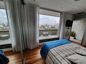 2 chambres, fer et planche à repasser, Wi-Fi, draps fournis