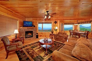 Älytelevisio, takka, videopelejä, DVD-soitin