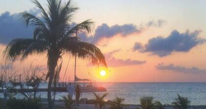 Romantic & Magical Hacienda Comes with Free Ocean Kayak