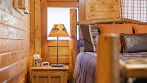 1 chambre, fer et planche Ă repasser, Wi-Fi gratuit, draps fournis