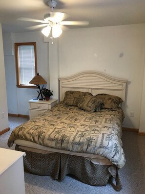 5 bedrooms, iron/ironing board, travel crib, WiFi