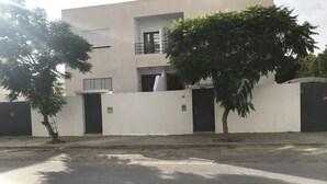 Front of property - Big Duplex Lac2 Next To US Embassy (Tunis)