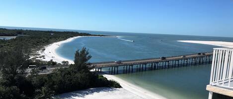 Condo, 1 King Bed with Sofa bed, Ocean View, Beachfront (907) | Beach/ocean view