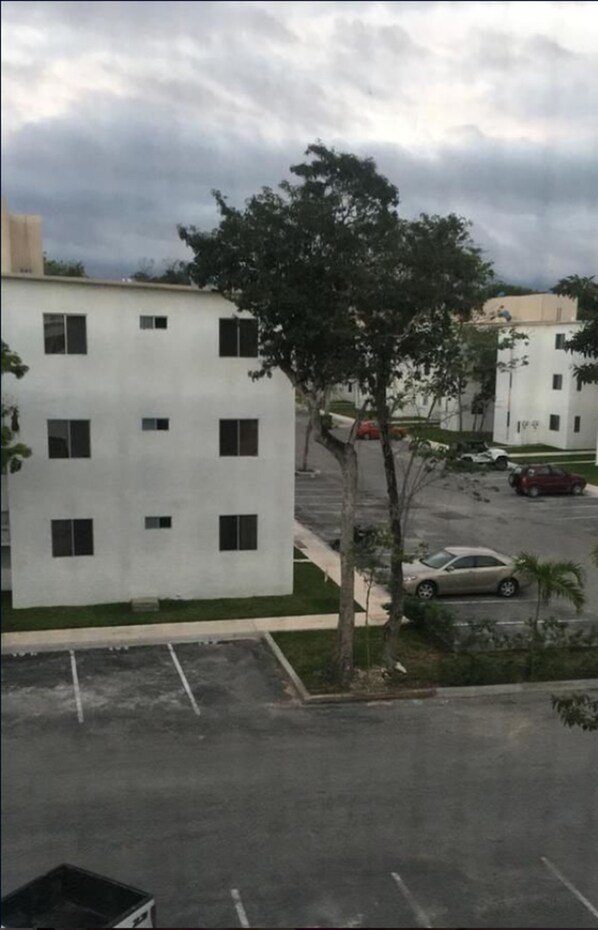 숙박 시설 정면