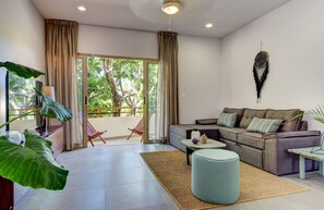 Apartment, 1 Schlafzimmer | Wohnbereich | Flachbildfernseher